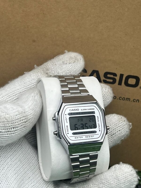 Montre Casio Numérique F-91WB-1A – Image 2