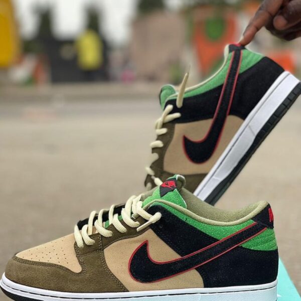 Chaussure Nike SB Dunk Steamboy OST 🏅