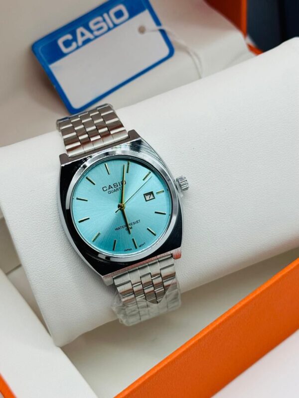 Vintage CASIO Watch – Image 2