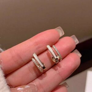 Ensemble paire de boucles d'oreilles à la mode serties de diamants pour femmes