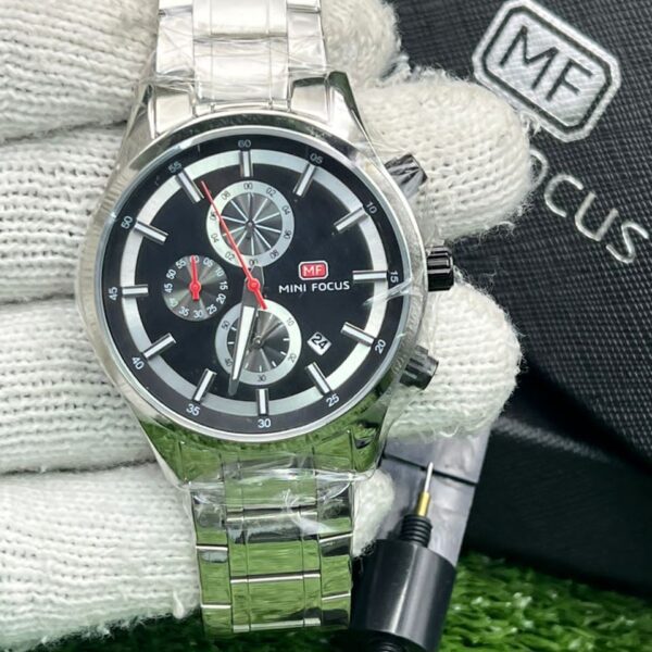 Montre Mini Focus différent Modèle pour Homme