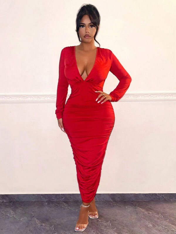 SHEIN SXY Robe de cocktail rouge sexy plissée à encolure en V pour femmes, pour la fête du Nouvel An – Image 5