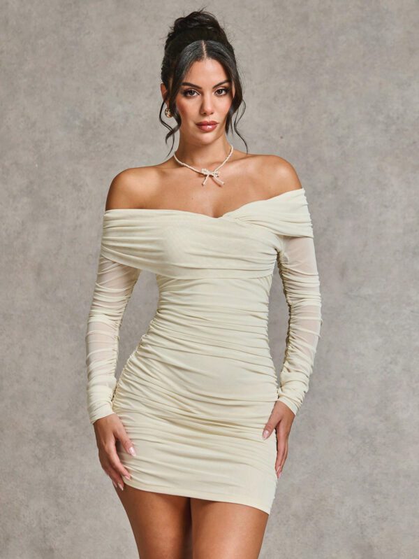 SHEIN BAE Robe moulante mini à manches longues et épaules dénudées, couleur blanc/beige unicolore, élégante et sexy, convient pour les cocktails, les rendez-vous romantiques, les superpositions en automne/hiver, les fêtes, les événements formels, les robes de demoiselle d'honneur, les sorties, Halloween, Noël – Image 8
