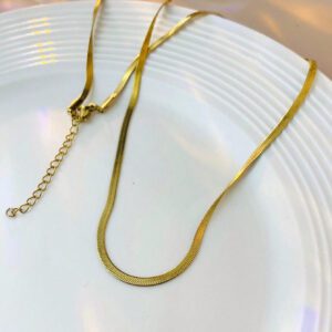1 pièce Collier de bijoux en acier inoxydable à chaîne simple et à la mode en or avec une personnalité unique