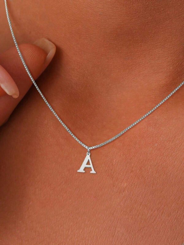 Collier avec initiale de nom pour femmes, bijoux en acier inoxydable, pendentifs simples avec alphabet de A à Z, colliers ras-du-cou avec lettre, mode pour fête – Image 4