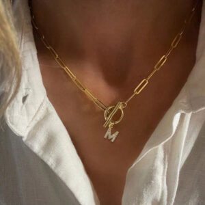 1 pièce Pendentif initial Collier en chaîne à trombone en acier inoxydable Collier Ras-du-cou pour femmes