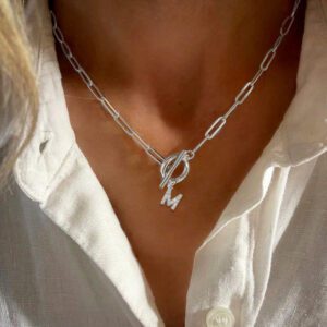 1 pièce Pendentif initial Collier en chaîne à trombone en acier inoxydable Collier Ras-du-cou pour femmes
