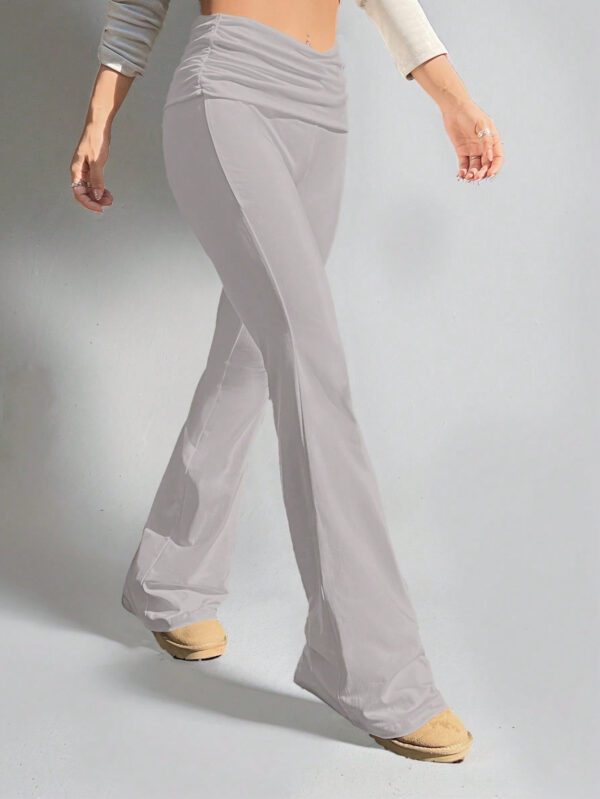 SHEIN PETITE Pantalon évasé unicolore Y2k avec plis froncés blancs, Legging évasé – Image 3