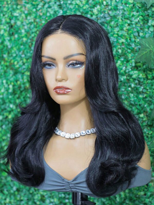 Perruque avec frange de rideau coupée au préalable, sans colle, à couches, avec raie au milieu, à ligne de cheveux naturelle noire, 100% cheveux naturels, ligne de cheveux pré-épilée – Image 4