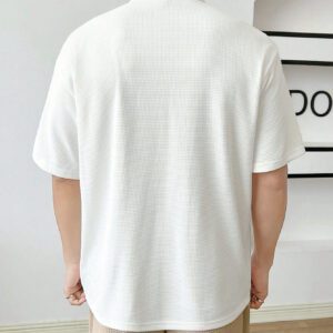 Manfinity Hypemode Chemise polo à quart de zip avec poche et patch pour homme pour l'été