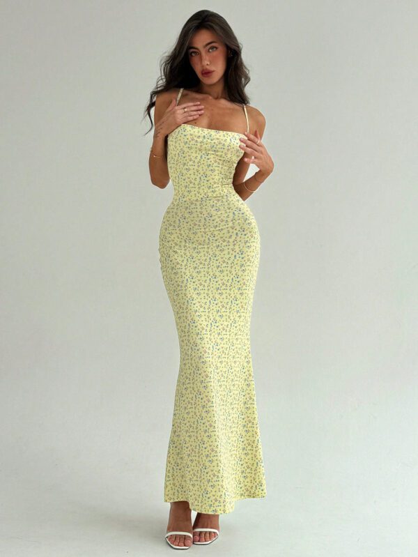 Aloruh Robe longue florale romantique pour femme avec bretelles spaghetti, encolure drapée, dos nu et taille à nouer pour un rendez-vous – Image 10