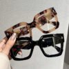 2 paires de lunettes carrées anti-lumière bleue unisexes, verres transparents à la mode, convenant pour la décoration et l'assortiment quotidiens. Accessoires de lunettes anti-lumière bleue pour femmes