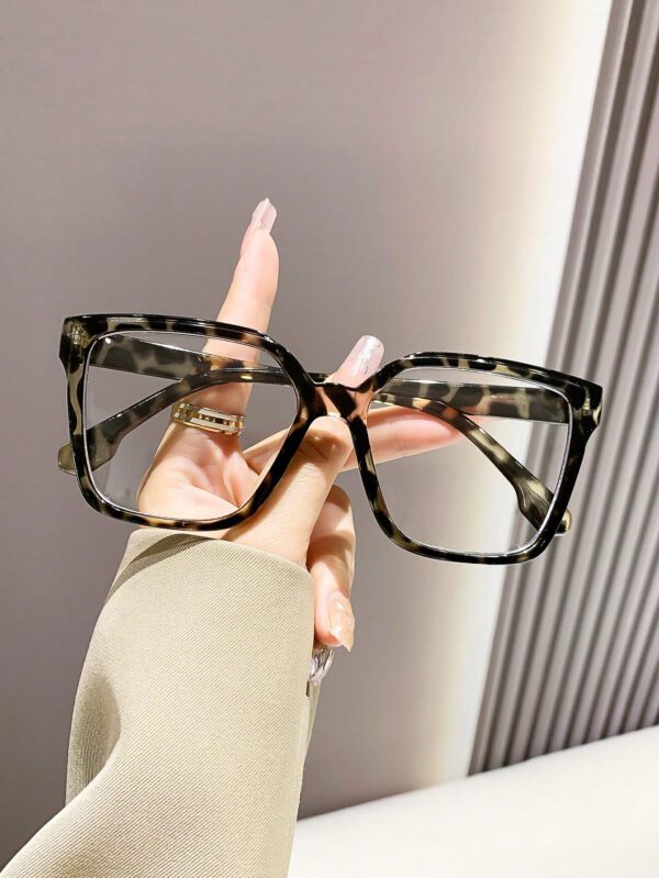 Lunettes de protection contre la lumière bleue en plastique unisexe avec monture œil de chat pour ordinateur, jeux, télévision, smartphone. Accessoires de lunettes anti-lumière bleue à verres transparents pour femmes – Image 4