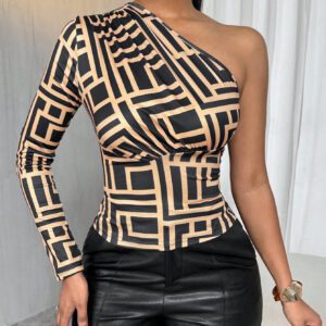 SHEIN Slayr Top manches longues avec imprimé froissé sur tout le vêtement et épaules asymétriques pour femmes, pour un porter décontracté au quotidien