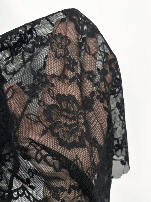SHEIN Foxxy Nouvelle jupe noire courte en dentelle avec manches longues sexy et ajustée pour l'automne/hiver pour femmes – Image 8