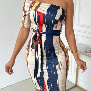 SHEIN Slayr Robe midi moulante à manches courtes pour femme d'été, épaule oblique, épaule dénudée, ceinture à la taille et froncée