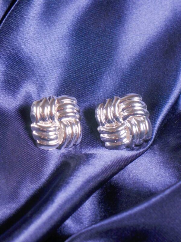Boucle d’oreille à Tige en forme d’éventail – Image 3