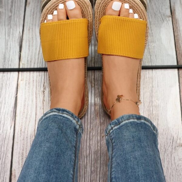 Tongs mode vêtements d'extérieur Imitation ficelle bas chaussons pour femmes sandales semelle épaisse mode pantoufles d'été