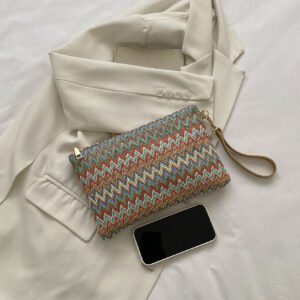 Sac En Paille Avec Motif À Chevrons Tissé Et Dragonne Pour Les Festivals / Vacances