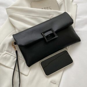 Sac enveloppe minimaliste à rabat