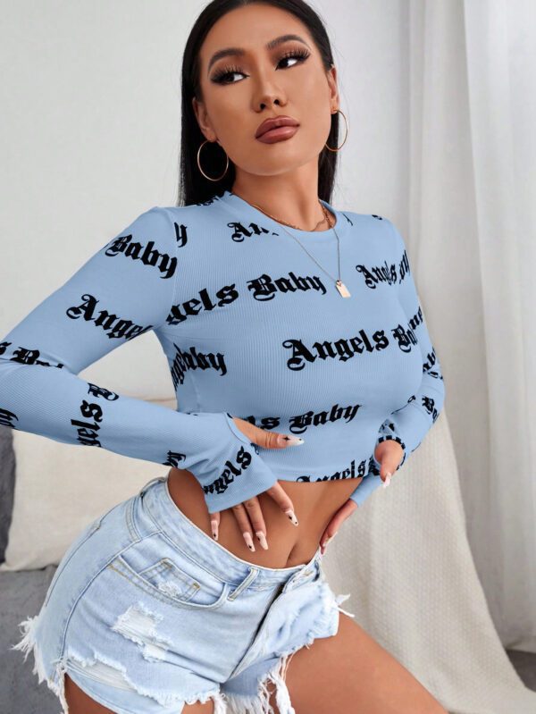 SHEIN Relaxiva T-shirt avec trou pour le pouce et graphique de lettres. Hauts graphiques pour femmes – Image 4