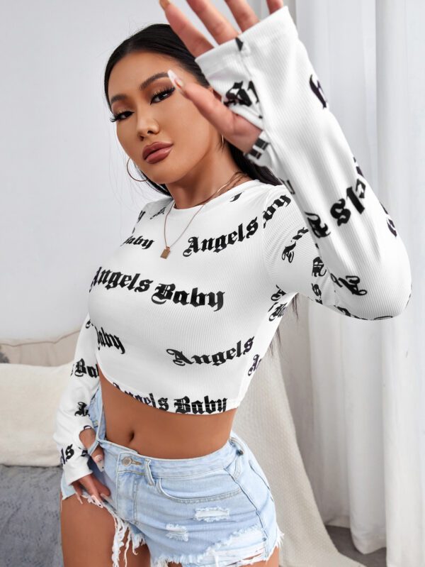 SHEIN Relaxiva T-shirt avec trou pour le pouce et graphique de lettres. Hauts graphiques pour femmes – Image 12