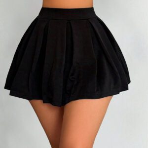 SHEIN PETITE Jupe de tennis mini à plis, couleur unie noire, style décontracté, tenue de sport, tenue de retour à l'école, tenue de campus pour femmes