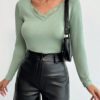 SHEIN T-shirt Ajusté Et Slim Décoré De Dentelle Pour Femmes