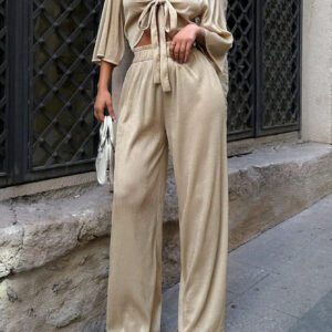 SHEIN Ensemble de 2 pièces, haut lacé et pantalon long à taille volantée en tissu texturé