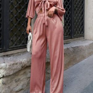 SHEIN Ensemble de 2 pièces, haut lacé et pantalon long à taille volantée en tissu texturé
