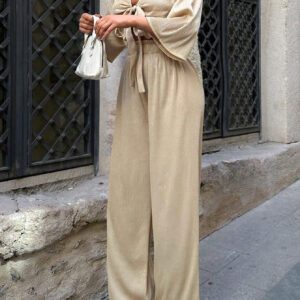 SHEIN Ensemble de 2 pièces, haut lacé et pantalon long à taille volantée en tissu texturé