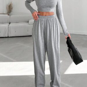 Cottnline T-shirt court col montant et pantalon à jambe droite