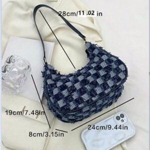 Sac hobbo en jean à motif à carreaux, design à bord brut portable multifonctionnel de grande capacité pour les affaires, lécole, le travail, les voyages et les vacances pour les dames, les femmes, les travailleuses de col blanc à la mode, tendance et minimaliste et toile style vintage