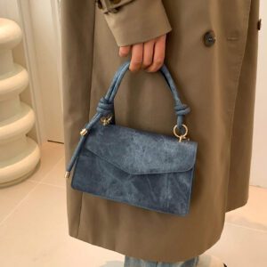 1 pièce Sac carré en PU avec imprimé en denim couleur unie, avec bandoulière réglable et rabat, sac à main élégant pour femmes pour un usage quotidien, étudiantes, travail, rendez-vous et shopping, sac à main en jean pour femmes