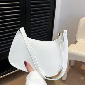 Sac à bandoulière à fermeture éclair minimaliste de couleur unie tendance et simple, sac croissant, sac à bandoulière à fermeture éclair, porte-monnaie de couleur unie, sac bordeaux et cadeau idéal pour le Nouvel An, sac bordeaux à la mode