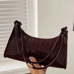 Sac à bandoulière à fermeture éclair minimaliste de couleur unie tendance et simple, sac croissant, sac à bandoulière à fermeture éclair, porte-monnaie de couleur unie, sac bordeaux et cadeau idéal pour le Nouvel An, sac bordeaux à la mode