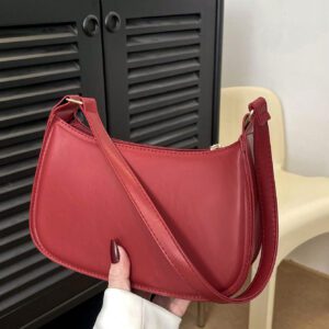 Sac à bandoulière à fermeture éclair minimaliste de couleur unie tendance et simple, sac croissant, sac à bandoulière à fermeture éclair, porte-monnaie de couleur unie, sac bordeaux et cadeau idéal pour le Nouvel An, sac bordeaux à la mode