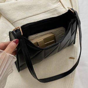 Sac carré matelassé léger, décontracté et chic pour les adolescentes, les femmes, les étudiantes, les débutantes et les employés de bureau. Parfait pour le bureau, l'université, le travail, les déplacements, les sorties et les voyages.