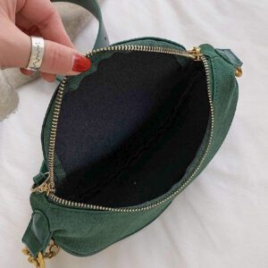 Sac de poitrine casual pour femmes de conception simple et de couleur unie, accessoire tendance assorti pour l'automne/l'hiver avec finition mate et élégante