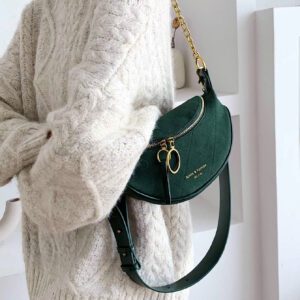 Sac de poitrine casual pour femmes de conception simple et de couleur unie, accessoire tendance assorti pour l'automne/l'hiver avec finition mate et élégante