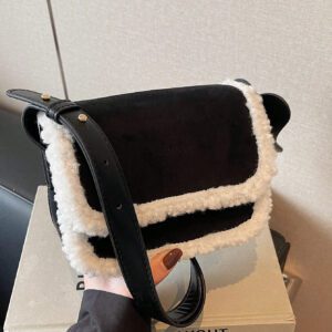 Sac à main carré miniature beige vintage à la mode en fourrure, nouveau sac à main en fourrure