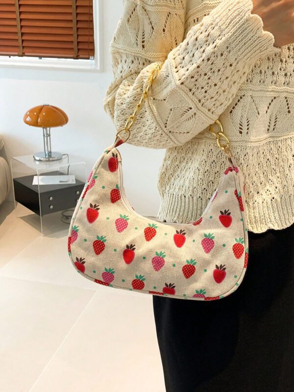 Sac à main pour femmes de forme lunaire tissé unicolore à la mode avec bandoulière en chaîne métallique, peut être utilisé comme sac à main, sac à bandoulière, sac fourre-tout, sac de plage, sac tissé décontracté et sac à téléphone, élément essentiel de l'été, parfait pour les vacances. – Image 8