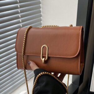 Un sac carré mini à rabat avec imprimé léopard rétro, un sac à bandoulière avec double chaîne en métal, ajustable en sac bandoulière, convient pour l'utilisation quotidienne des femmes et l'usage décontracté des étudiants, un sac tendance à imprimé léopard