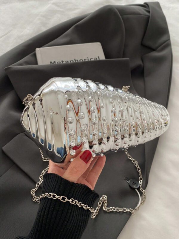 Petit sac personnalisé et créatif pour femmes, nouveau design de niche européen et américain tendance 2024. Sac bandoulière polyvalent en acrylique avec motif de coquillage