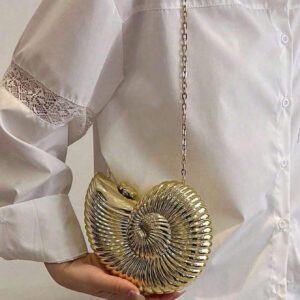 Conception de niche de coquillage, sac à chaîne acrylique créatif, sac pour femme, tendance personnalisée décontractée, sac à une épaule, forme d'escargot, sac à bandoulière mode et polyvalent, convenant pour les fêtes, les rues, la photographie