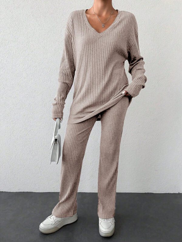 T-shirt épaule tombante et pantalon – Image 2