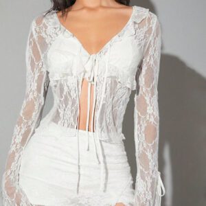 SHEIN BAE Cardigan en blanc transparent et dentelle, sexy, pour soirée, sortie, fête. Avec nœud papillon, volants et liens pour femmes
