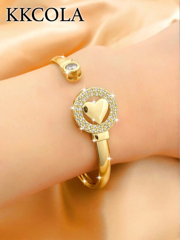 KKCOLA 1 pièce Bracelet manchette à la mode avec cubic zirconia cubique et cœur, pour femmes, pour décoration quotidienne, bijou en cuivre, Saint-Valentin – Image 3