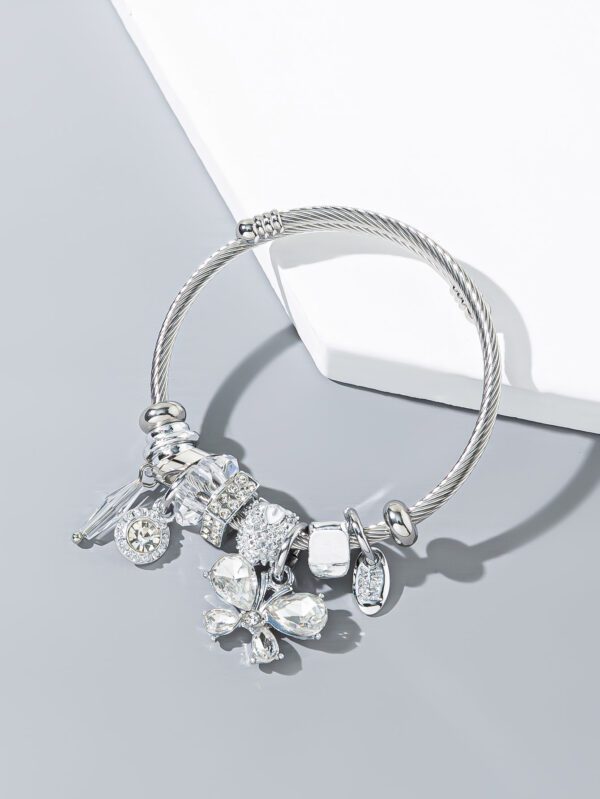 Bracelet à strass à breloque papillon