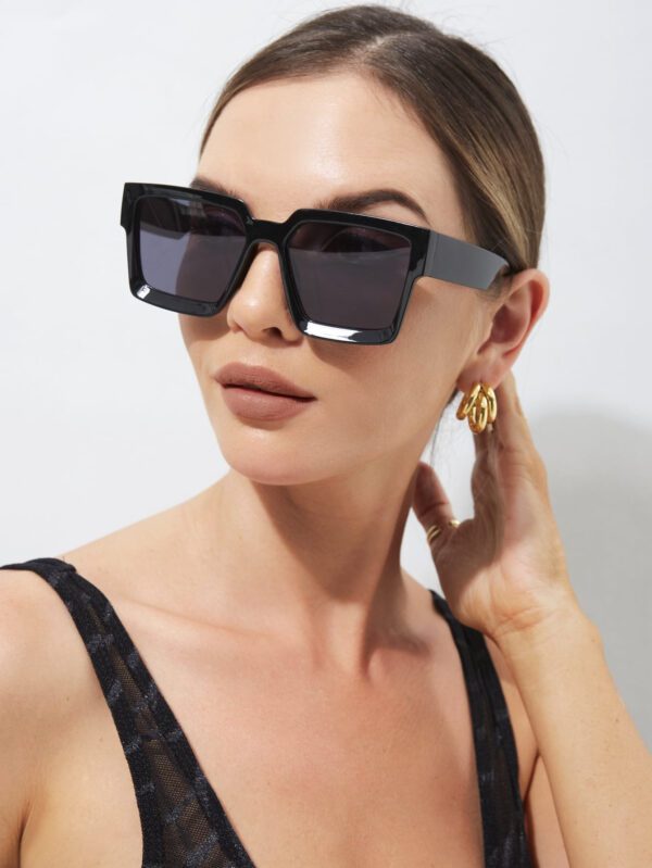 1 pièce Lunettes carrées vintage pour femmes, imprimé léopard, cadre large, classique, simple, casual, pour l'extérieur et les sports. Accessoires de mode pour femmes pour les voyages, la plage. Basiques pour tenues femme automne-hiver, casual chic, cadeaux